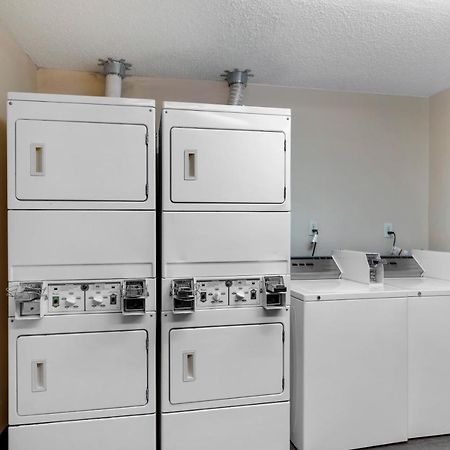 Comfort Suites Dfw Airport Irving Bagian luar foto