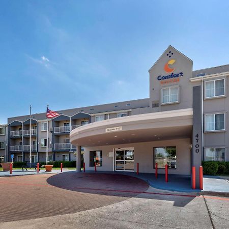 Comfort Suites Dfw Airport Irving Bagian luar foto