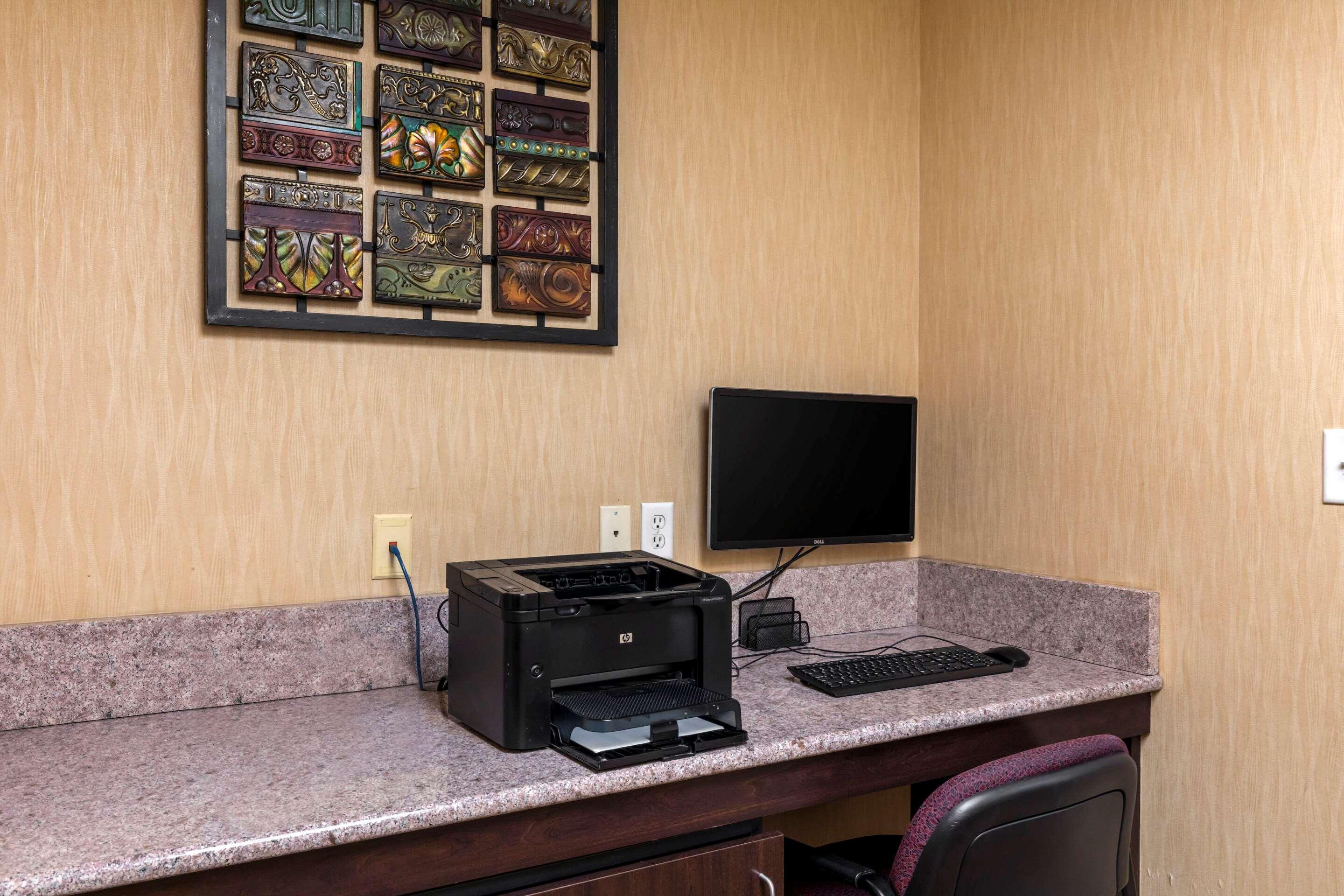 Comfort Suites Dfw Airport Irving Bagian luar foto