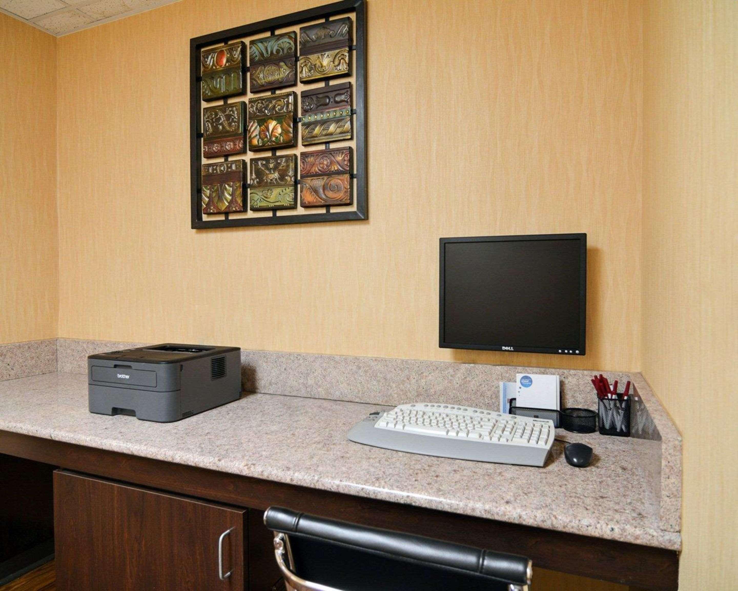 Comfort Suites Dfw Airport Irving Bagian luar foto